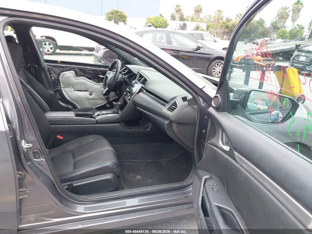 45449138 :رقم المزاد ، 19XFC2F88KE210298 vin ، 2019 Honda Civic Sport مزاد بيع