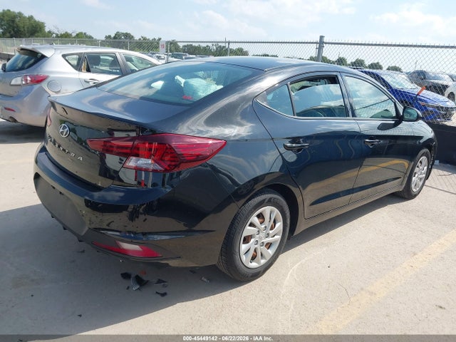 Hyundai ELANTRA SE 2019 5NPD74LFXKH489131 Image 4