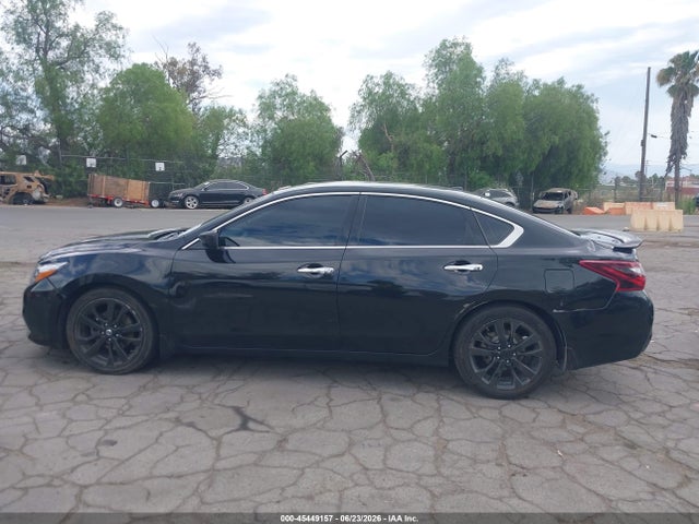 1N4AL3AP9JC158268 Nissan Altima 2.5 Sr