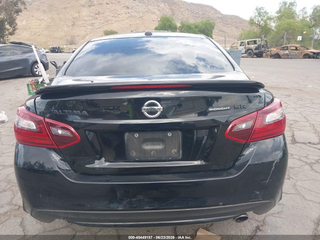 1N4AL3AP9JC158268 Nissan Altima 2.5 Sr