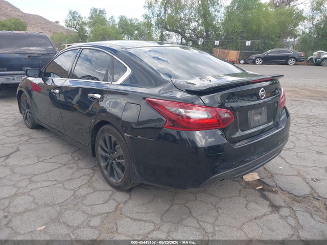1N4AL3AP9JC158268 Nissan Altima 2.5 Sr