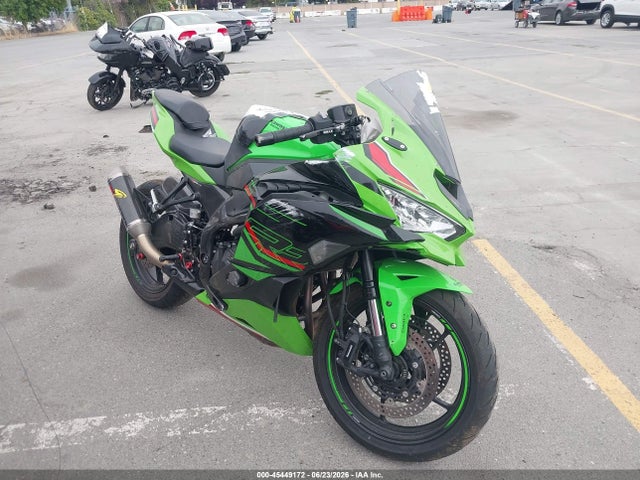 45449172 :رقم المزاد ، ML5ZXCS17PDA00488 vin ، 2023 Kawasaki Zx400 S مزاد بيع