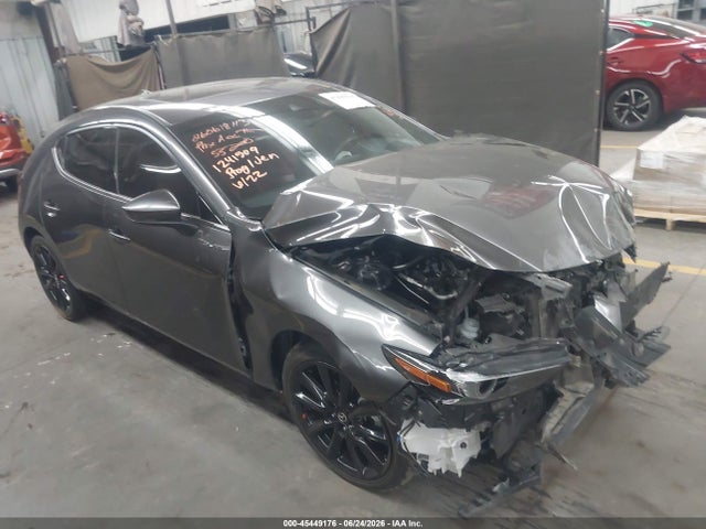 Mazda Mazda3 Premium 2022 JM1BPBML9N1517335 главное изображение