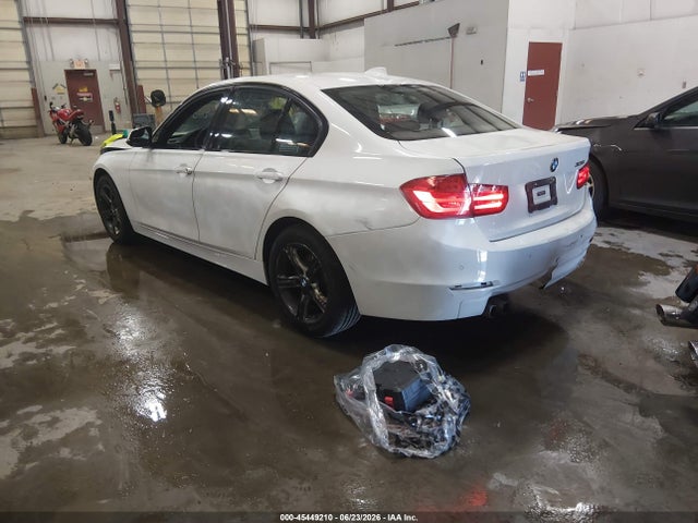 WBA3C1C57FP851601 BMW 328I
