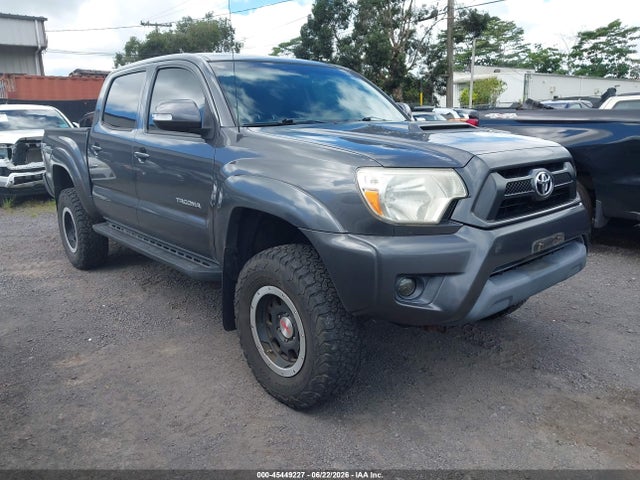 Toyota Tacoma Base V6/trd Pro 2015 3TMLU4EN9FM173115 Image 1