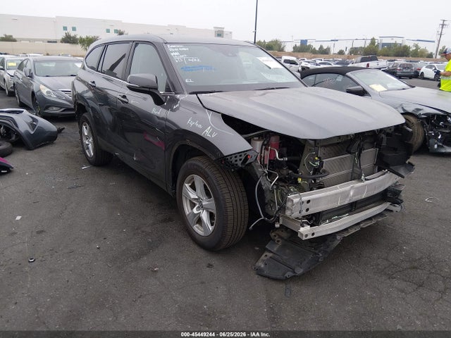 5TDZARAH8PS526705 auction archive image