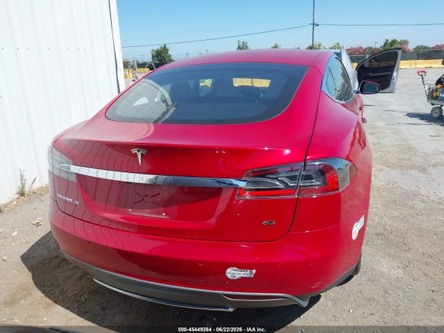 Tesla Model S P85 2014 5YJSA1H13EFP67469 Image 17