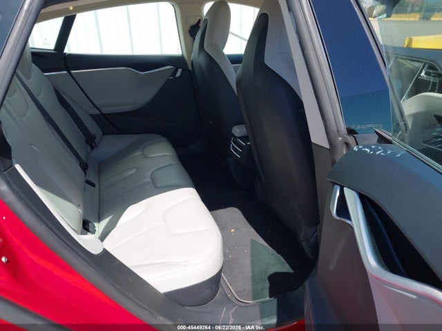 Tesla Model S P85 2014 5YJSA1H13EFP67469 Image 8