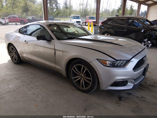 2016 1FA6P8TH1G5257869 main image