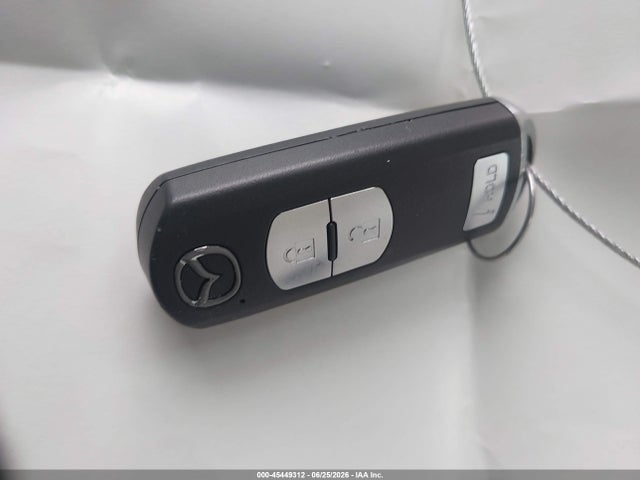 45449312 :رقم المزاد ، 3MZBM1K7XGM239718 vin ، 2016 Mazda Mazda3 I Sport مزاد بيع