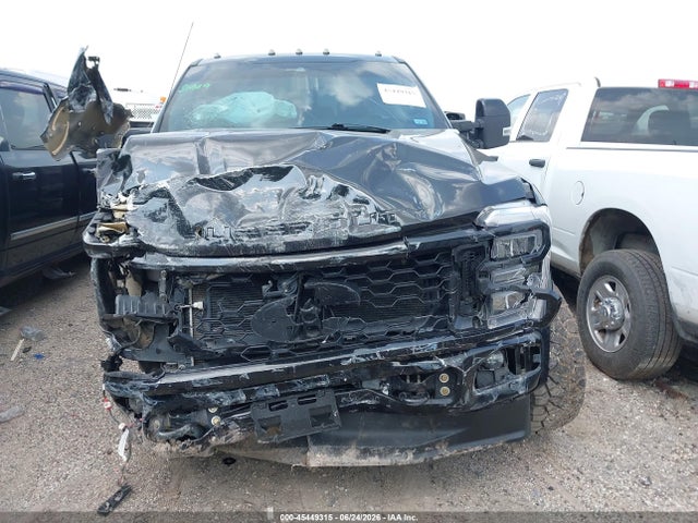 45449315 :رقم المزاد ، 1FT8W4DM8PED52536 vin ، 2023 Ford F-450 King Ranch/lariat/limited/platinum/xl/xlt مزاد بيع