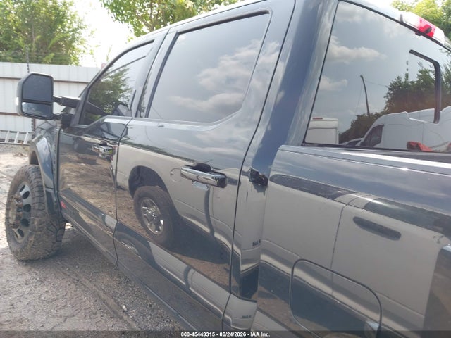 45449315 :رقم المزاد ، 1FT8W4DM8PED52536 vin ، 2023 Ford F-450 King Ranch/lariat/limited/platinum/xl/xlt مزاد بيع