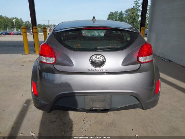 KMHTC6AD5GU266069 Hyundai Veloster