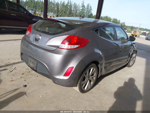 KMHTC6AD5GU266069 Hyundai Veloster