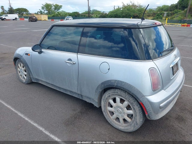 45449337 :رقم المزاد ، WMWRC33423TE15290 vin ، 2003 Mini Cooper مزاد بيع