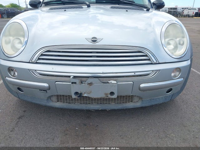 45449337 :رقم المزاد ، WMWRC33423TE15290 vin ، 2003 Mini Cooper مزاد بيع