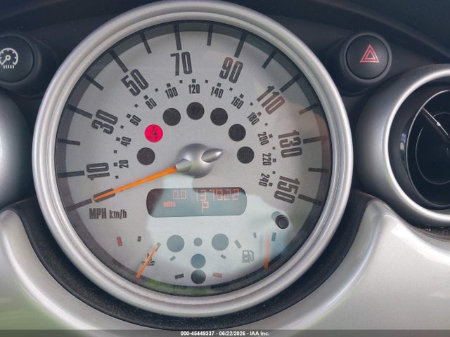 45449337 :رقم المزاد ، WMWRC33423TE15290 vin ، 2003 Mini Cooper مزاد بيع