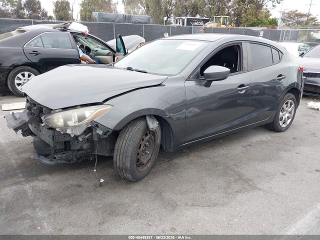 JM1BM1K77F1257947 Mazda Mazda3 I Sport