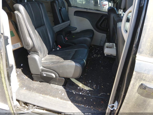 45449366 :رقم المزاد ، 2C4RC1CG0CR144171 vin ، 2012 Chrysler Town & Country Touring-l مزاد بيع