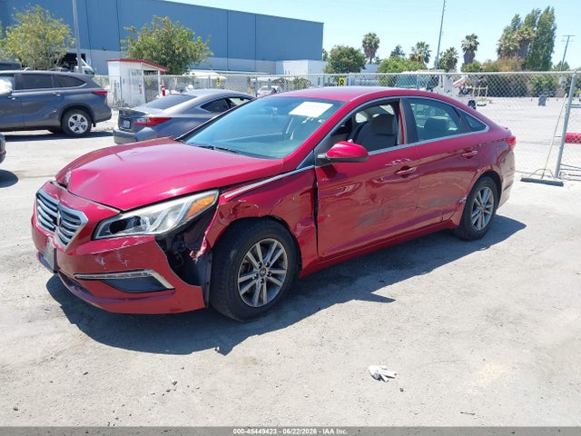 Продажа на аукционе авто 2015 Hyundai Sonata Se, vin: 5NPE24AF2FH168180, номер лота: 45449423