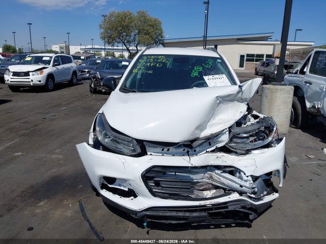 3GNCJLSB7LL233205 Chevrolet Trax Fwd Lt