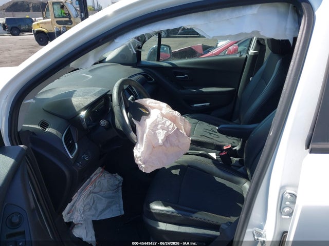 3GNCJLSB7LL233205 Chevrolet Trax Fwd Lt