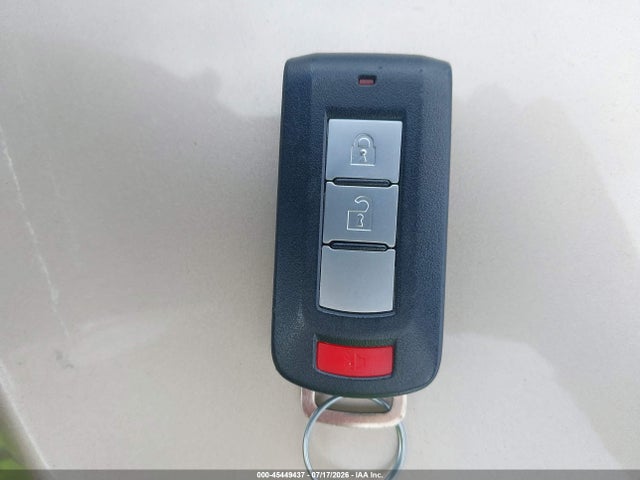 Продаж на аукціоні авто 2022 Mitsubishi Eclipse Cross, vin: JA4ATWAA8NZ050566, номер лоту: 45449437