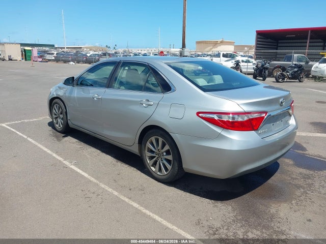 45449484 :رقم المزاد ، 4T1BD1FK4GU185471 vin ، 2016 Toyota Camry Hybrid Xle مزاد بيع