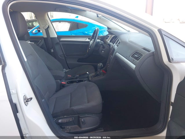 3VW217AUXGM013875 Volkswagen Golf Tsi S 4-door