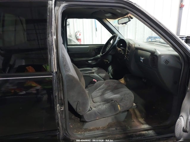 2000 Gmc Sonoma Sls მანქანა იყიდება აუქციონზე, vin: 1GTCS19W6Y8102811, აუქციონის ნომერი: 45449592