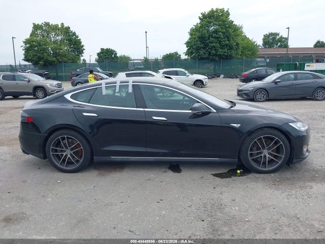 45449596 :رقم المزاد ، 5YJSA1H26FF093988 vin ، 2015 Tesla Model S 70d/85d/p85d مزاد بيع