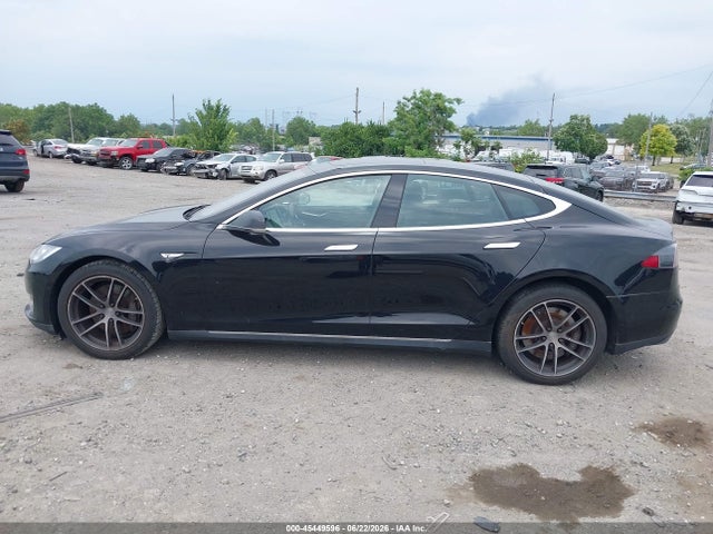 45449596 :رقم المزاد ، 5YJSA1H26FF093988 vin ، 2015 Tesla Model S 70d/85d/p85d مزاد بيع