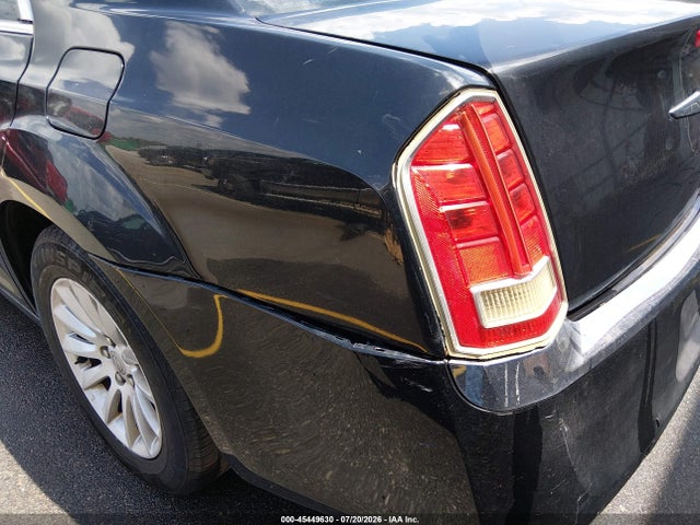 2014 Chrysler 300 მანქანა იყიდება აუქციონზე, vin: 2C3CCAAG4EH354665, აუქციონის ნომერი: 45449630