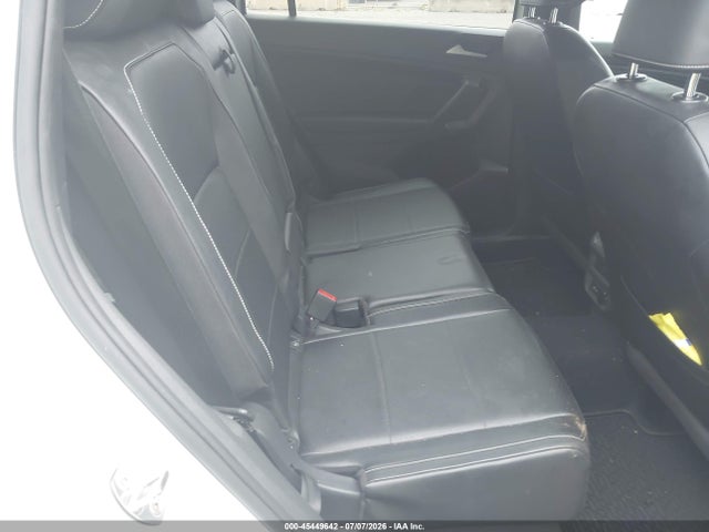 2021 Volkswagen Tiguan 2.0t Se/2.0t Se R-line Black/2.0t Sel მანქანა იყიდება აუქციონზე, vin: 3VV2B7AX0MM024715, აუქციონის ნომერი: 45449642
