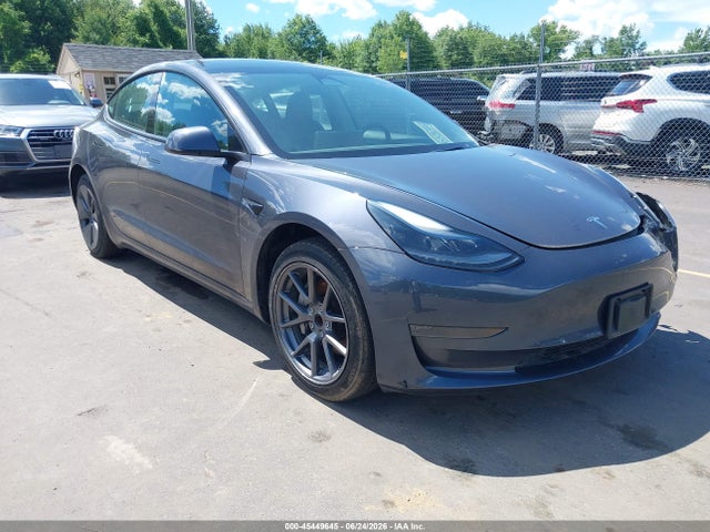 Продажа на аукционе авто 2023 Tesla Model 3 Rear-wheel Drive, vin: 5YJ3E1EAXPF653842, номер лота: 45449645