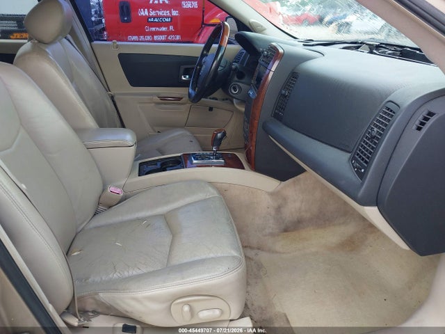 45449707 :رقم المزاد ، 1GYEE637550149508 vin ، 2005 Cadillac Srx V6 مزاد بيع