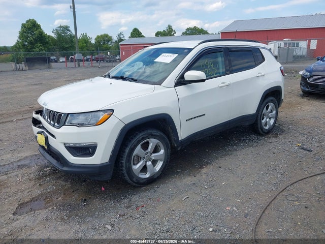 45449727 :رقم المزاد ، 3C4NJDBB7KT630855 vin ، 2019 Jeep Compass Latitude 4x4 مزاد بيع