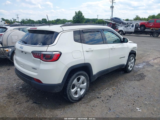 45449727 :رقم المزاد ، 3C4NJDBB7KT630855 vin ، 2019 Jeep Compass Latitude 4x4 مزاد بيع