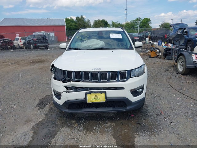 45449727 :رقم المزاد ، 3C4NJDBB7KT630855 vin ، 2019 Jeep Compass Latitude 4x4 مزاد بيع