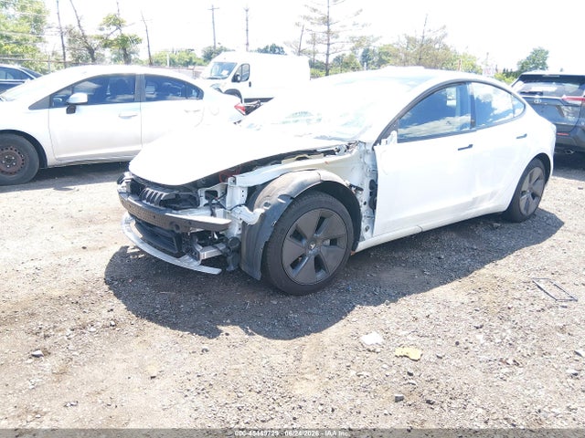 Tesla Model 3 Standard Range Plus Rear-wheel Drive 2021 5YJ3E1EA6MF913276 Image 2