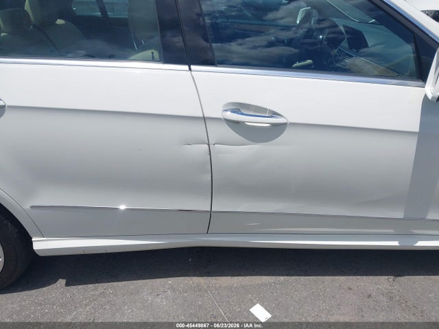 45449867 :رقم المزاد ، WDDHF2EB9BA471316 vin ، 2011 Mercedes-benz E 350 Bluetec مزاد بيع
