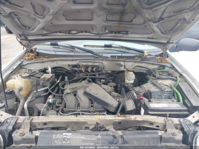 45449868 :رقم المزاد ، 4M2YU81137KJ12569 vin ، 2007 Mercury Mariner Luxury مزاد بيع