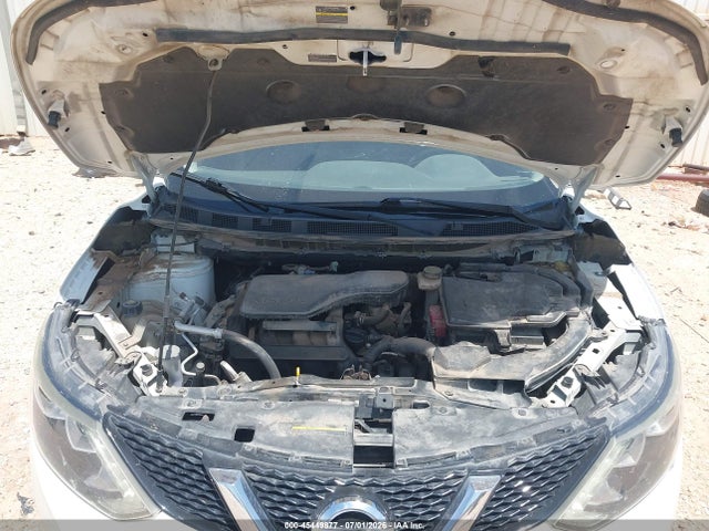 45449877 :رقم المزاد ، JN1BJ1CP0HW030549 vin ، 2017 Nissan Rogue Sport Sv مزاد بيع