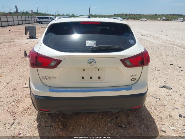45449877 :رقم المزاد ، JN1BJ1CP0HW030549 vin ، 2017 Nissan Rogue Sport Sv مزاد بيع