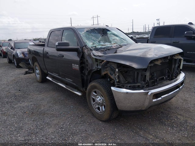 45449881 :رقم المزاد ، 3C6UR4CJ4GG159409 vin ، 2016 Ram 2500 Tradesman مزاد بيع