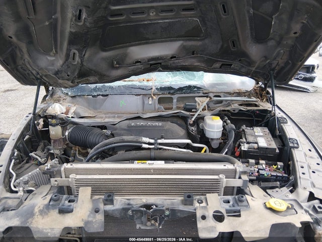 45449881 :رقم المزاد ، 3C6UR4CJ4GG159409 vin ، 2016 Ram 2500 Tradesman مزاد بيع