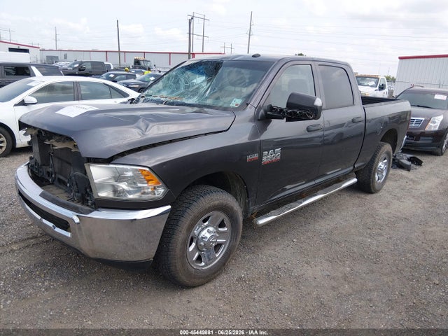 45449881 :رقم المزاد ، 3C6UR4CJ4GG159409 vin ، 2016 Ram 2500 Tradesman مزاد بيع