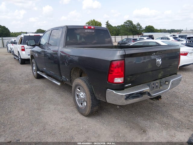 45449881 :رقم المزاد ، 3C6UR4CJ4GG159409 vin ، 2016 Ram 2500 Tradesman مزاد بيع