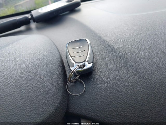 45449973 :رقم المزاد ، KL7CJLSB3KB960993 vin ، 2019 Chevrolet Trax Lt مزاد بيع