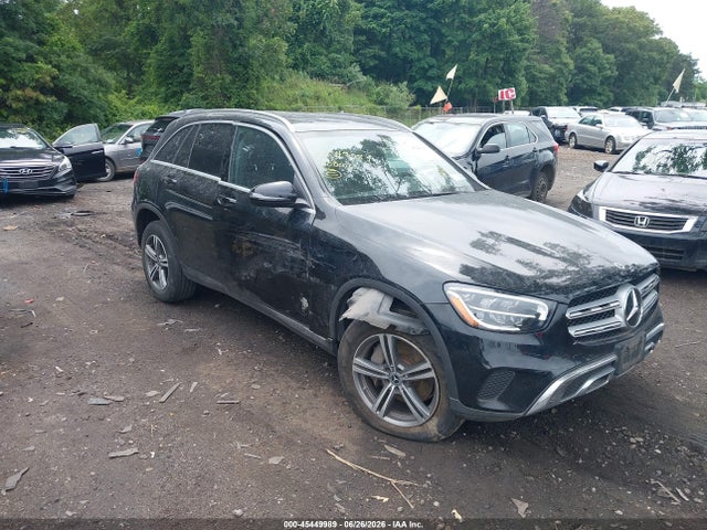 45449989 :رقم المزاد ، W1N0G8EB0LF820691 vin ، 2020 Mercedes-benz Glc 300 4matic مزاد بيع